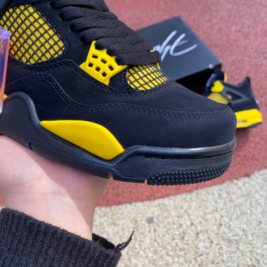 Jordan Air Jordan 4 Retro "Thunder 2023"