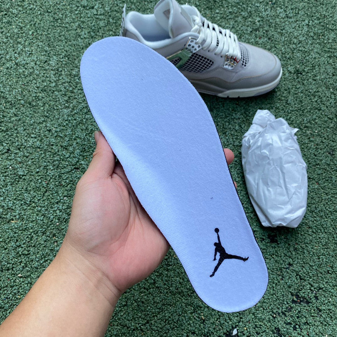 Jordan Air Jordan 4 "Frozen Moments"