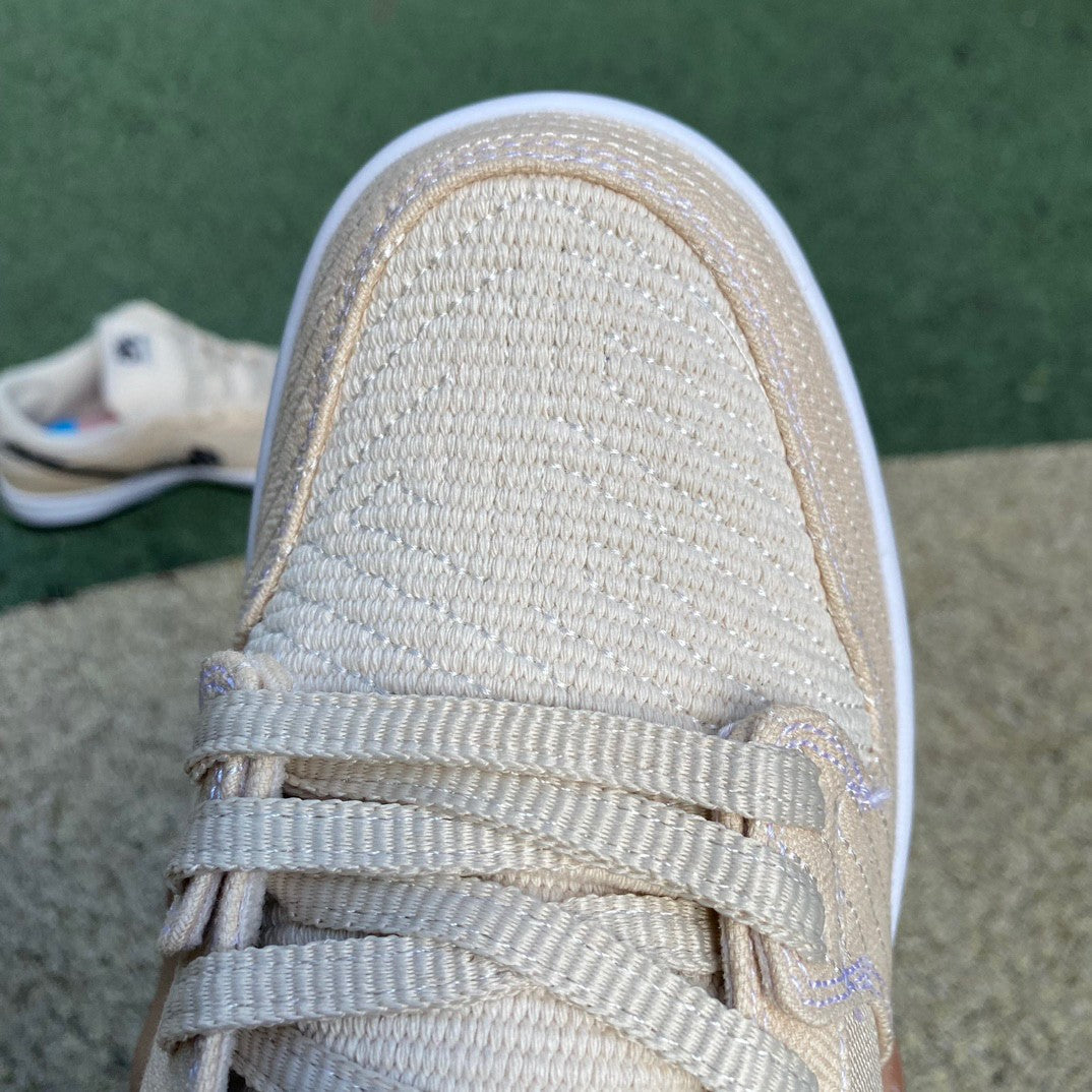 Nike Dunk Low "Albino & Preto - Jiu Jitsu"