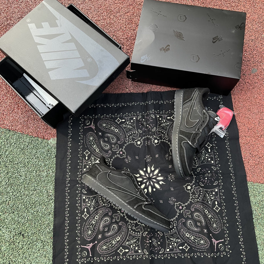 Nike Air Jordan 1 Low X Travis Scott Black Phantom