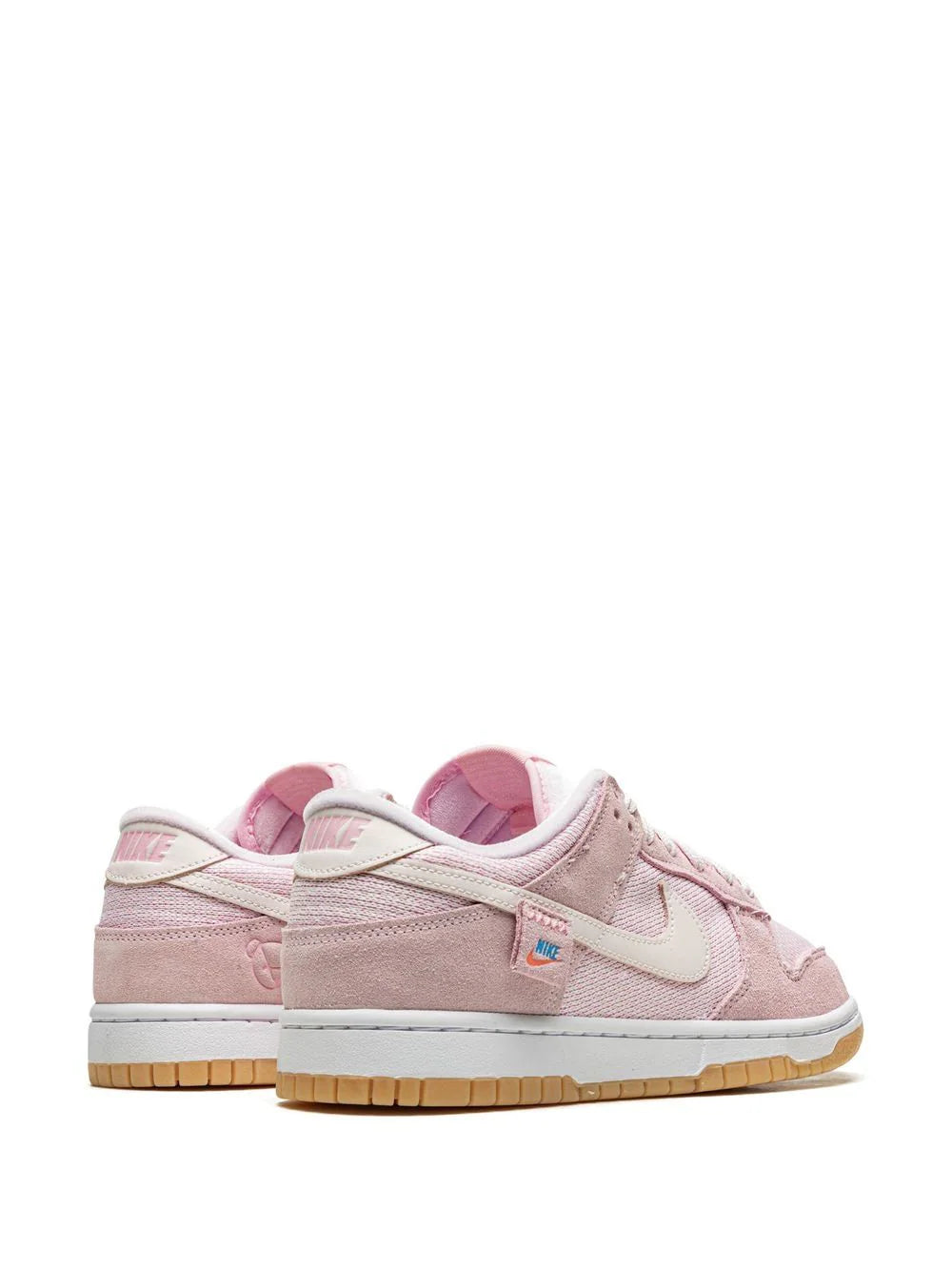 Nike Dunk Low SE "Teddy Bear"