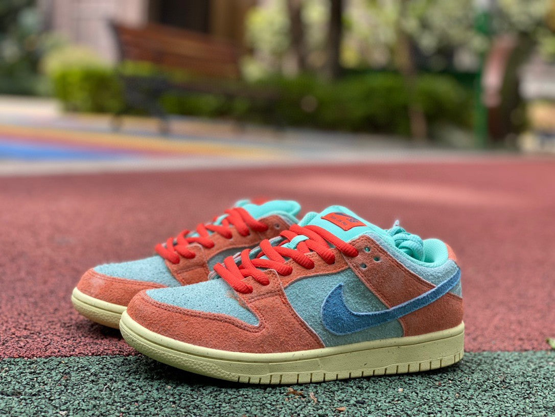 Nike SB Dunk Low Pro Prm "Noise Aqua"