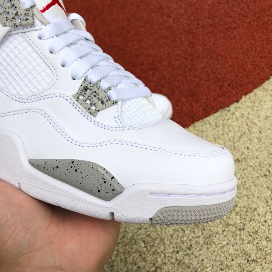 Air Jordan 4 Retro "White Oreo"