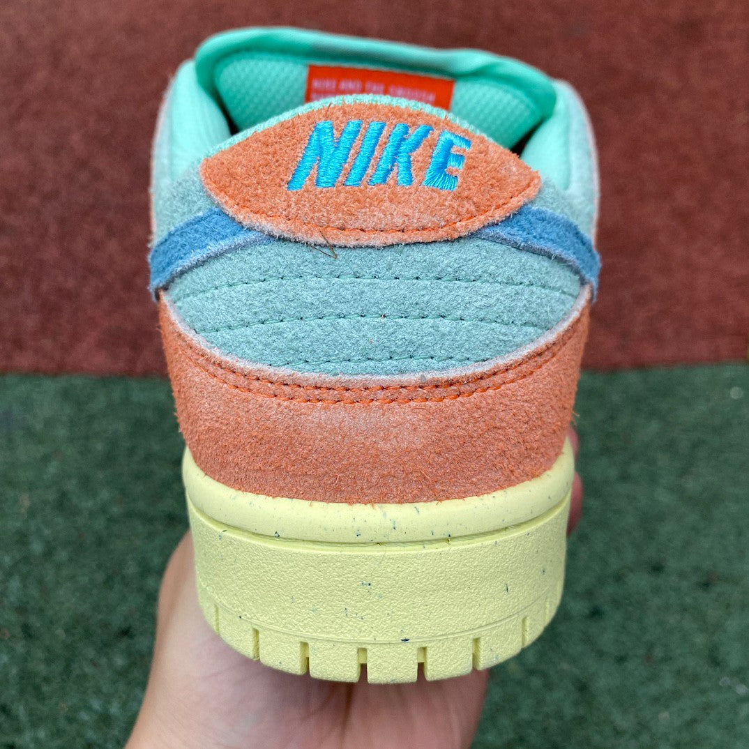 Nike SB Dunk Low Pro Prm "Noise Aqua"