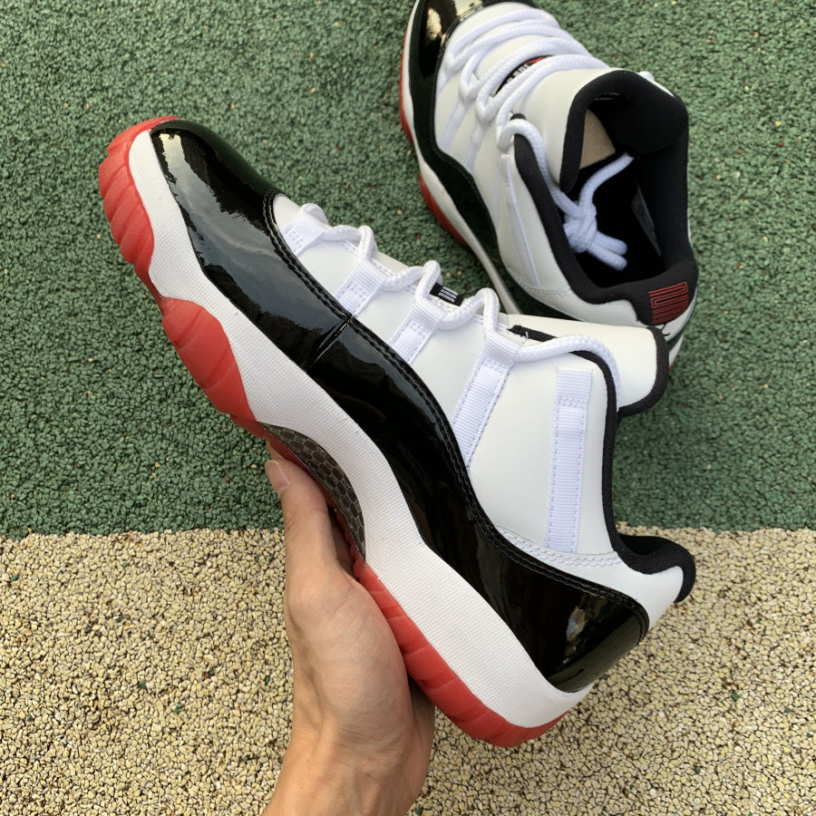 Jordan Air Jordan 11 Retro Low "Concord Bred"