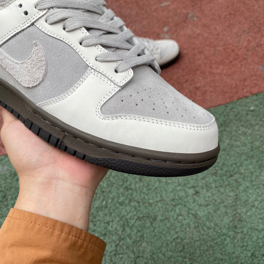 Nike Dunk Low "Ironstone"