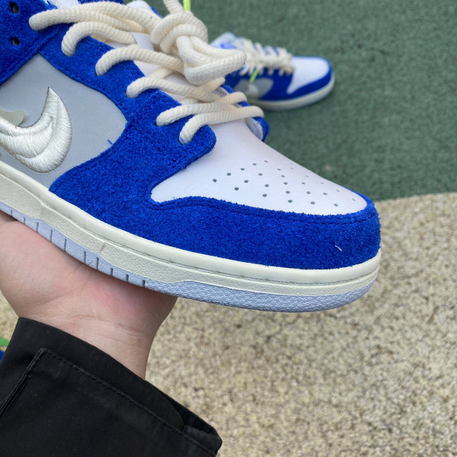 Nike x Fly Streetwear SB Dunk Low "Gardenia"