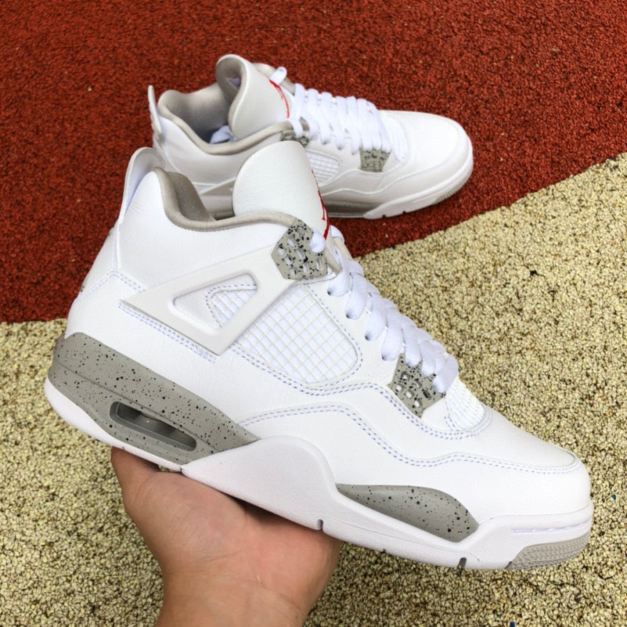 Air Jordan 4 Retro "White Oreo"