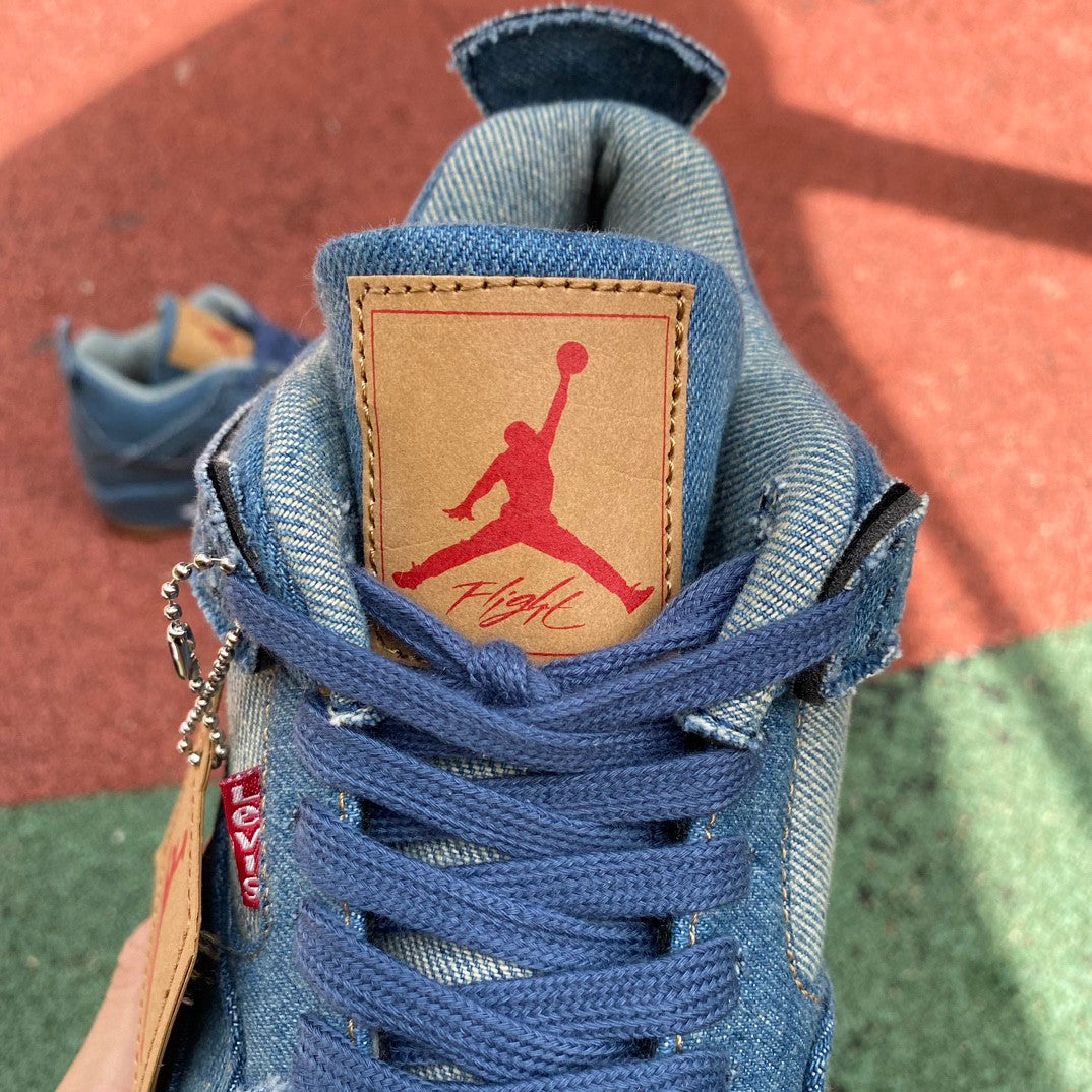 AIR JORDAN 4 RETRO DENIM X LEVI'S