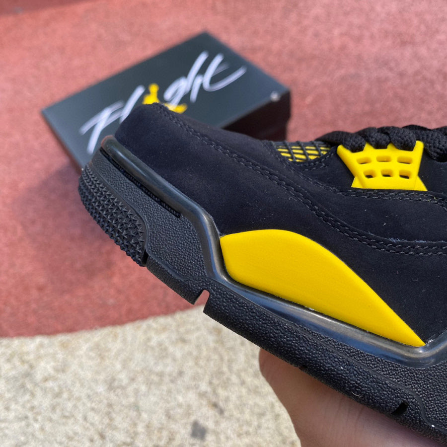 Jordan Air Jordan 4 Retro "Thunder 2023"