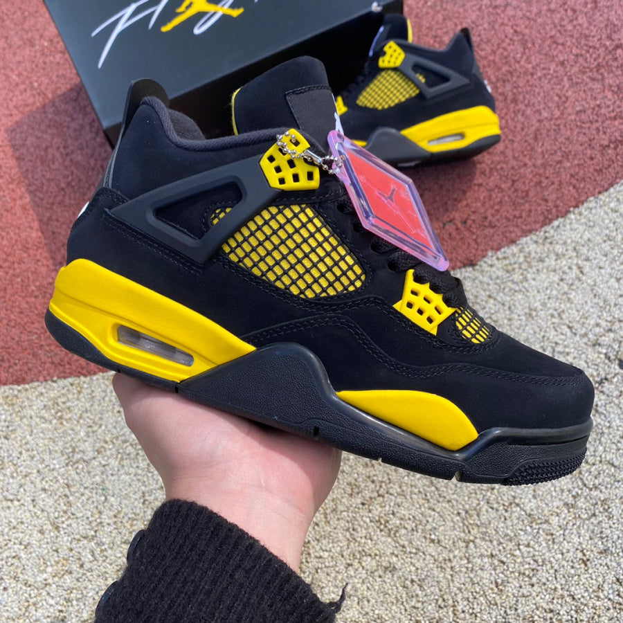 Jordan Air Jordan 4 Retro "Thunder 2023"