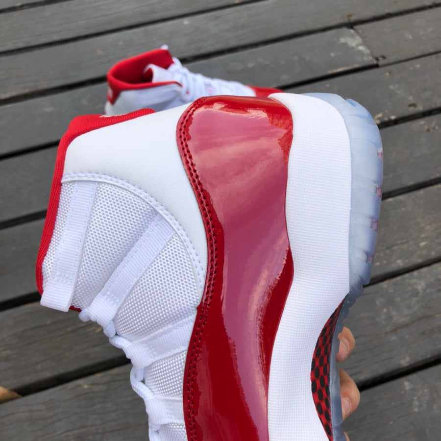 Jordan Air Jordan 11 "Cherry 2022"