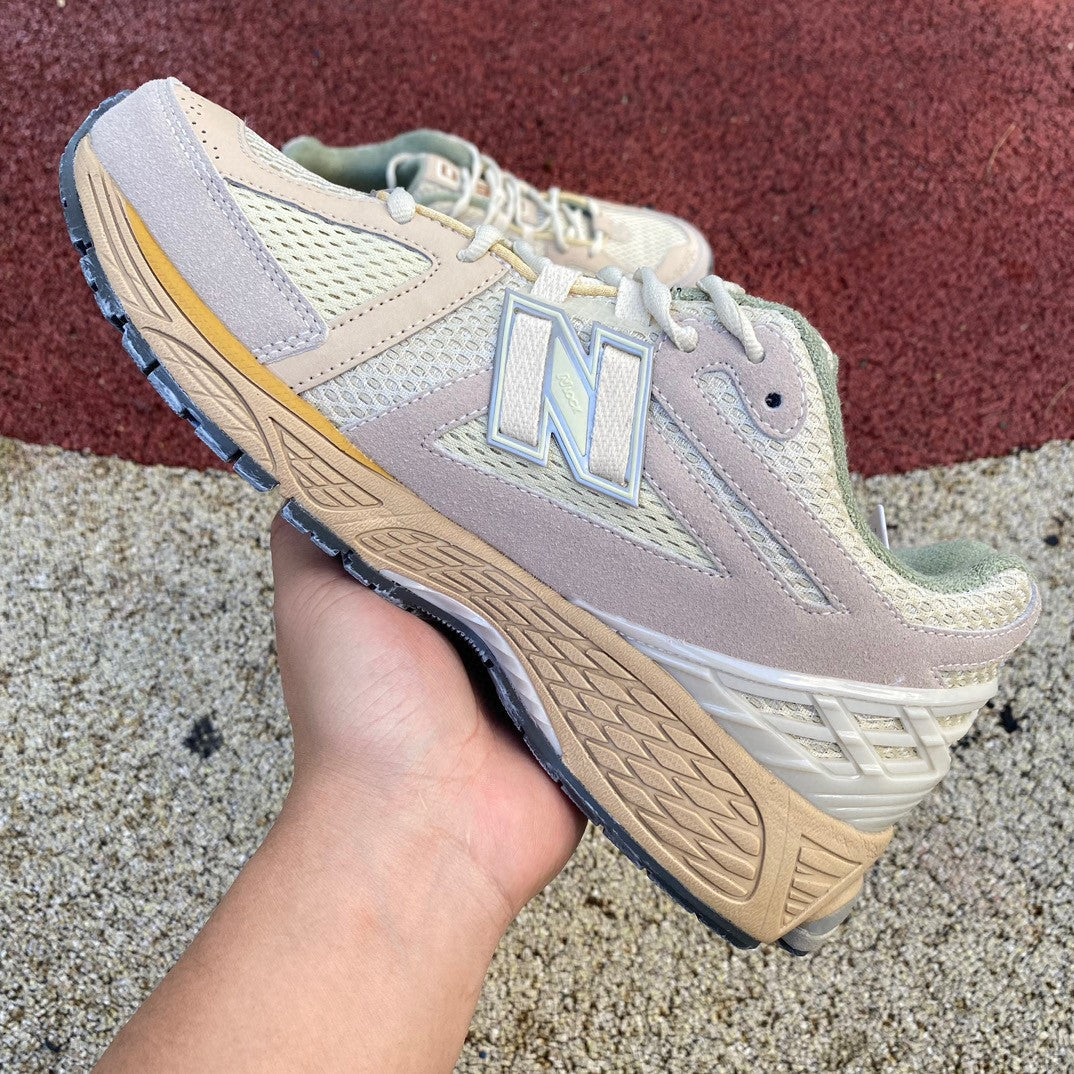 NEW BALANCE 1906R XAURALEE BONE WHITE DESERT