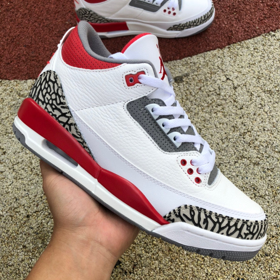 Jordan Air Jordan 3 Retro OG "Fire Red 2022"