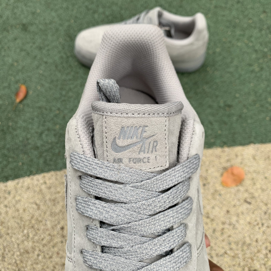 NIKE AIR FORCE 1 07 LOW LV8 GREY SUEDE