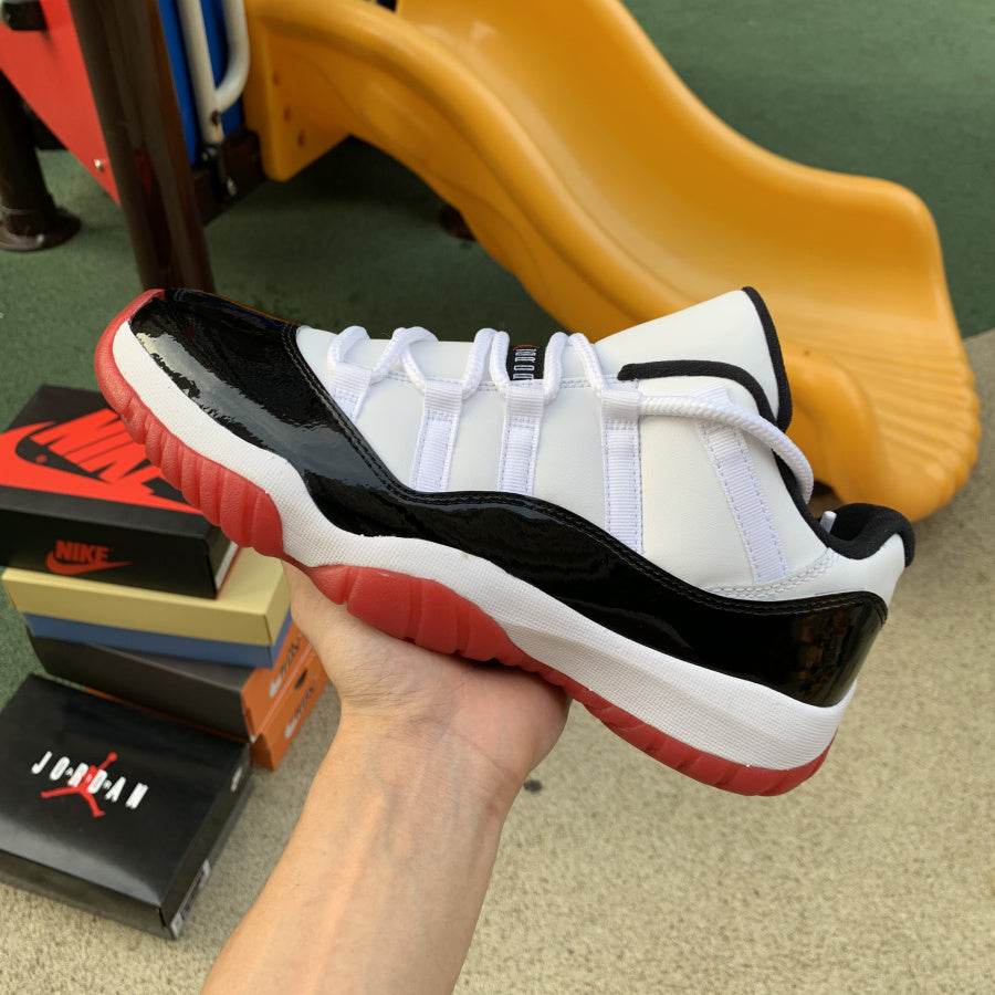 Jordan Air Jordan 11 Retro Low "Concord Bred"