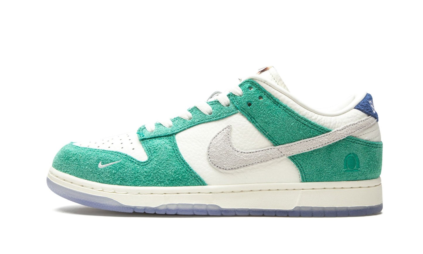 Nike DUNK LOW / KASINA "Road Sign"